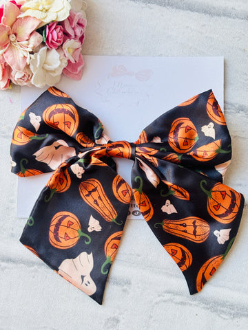 Pumpkins & Ghosts Bow