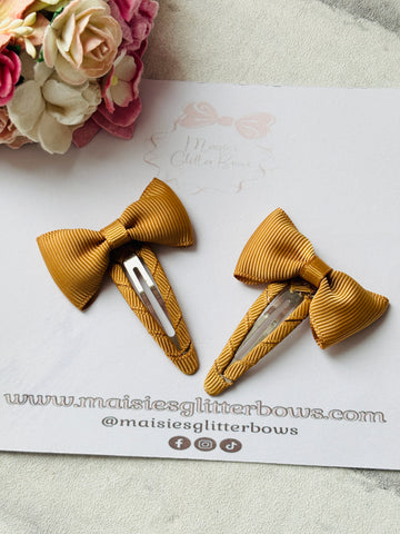 Caramel Bow Snap Clips