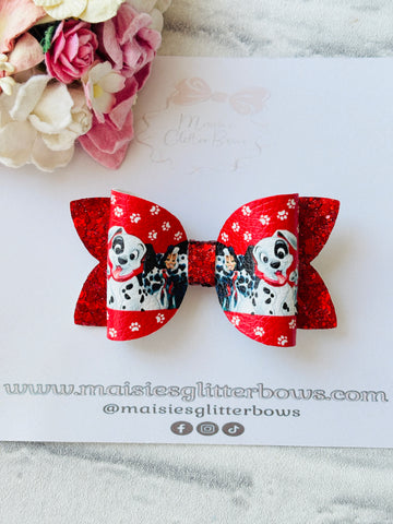 Cruella & Dogs Bow