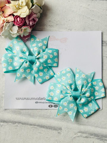 Mint Green Daisy Ribbon Bows
