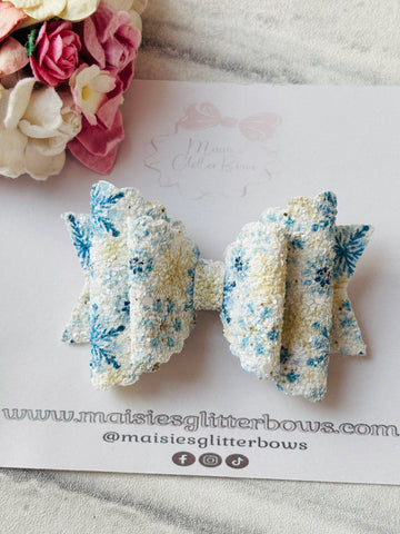Snowflakes Bow